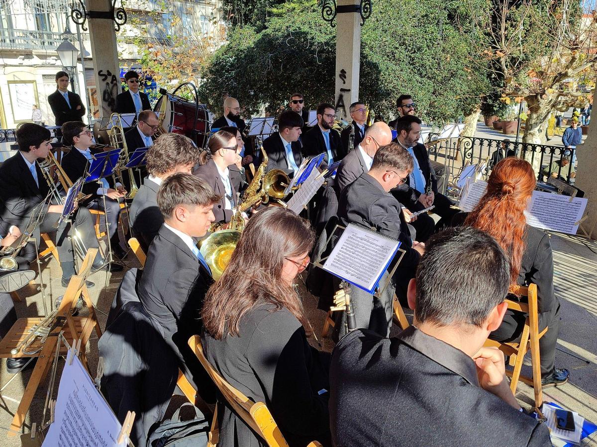 Concerto homenaxe en Cangas a Bernardino Graña e Suso Vaamonde