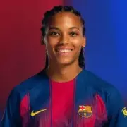 Vicky López, Delantero