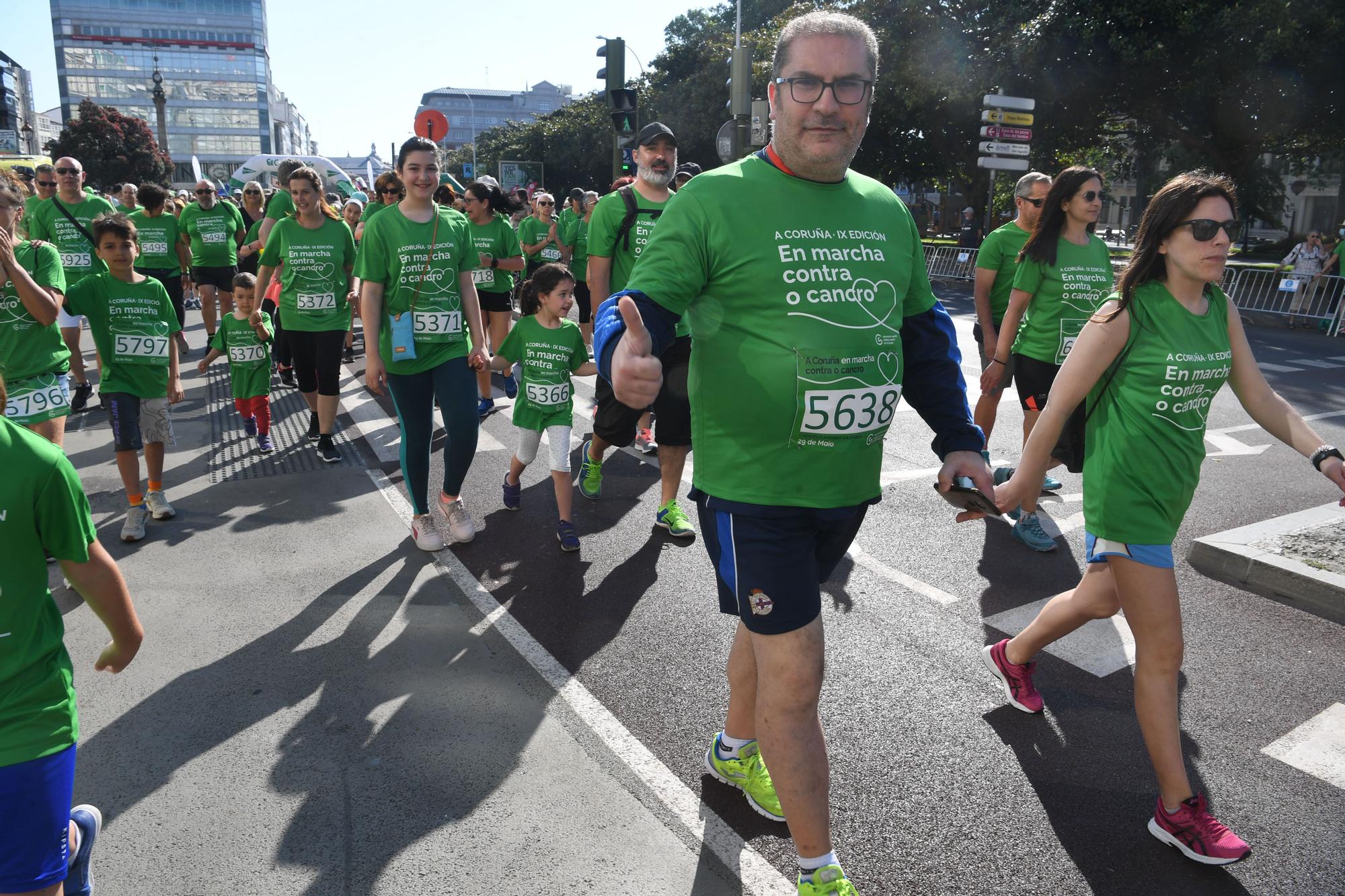 La Carrera contra el Cáncer tiñe de verde la ciudad