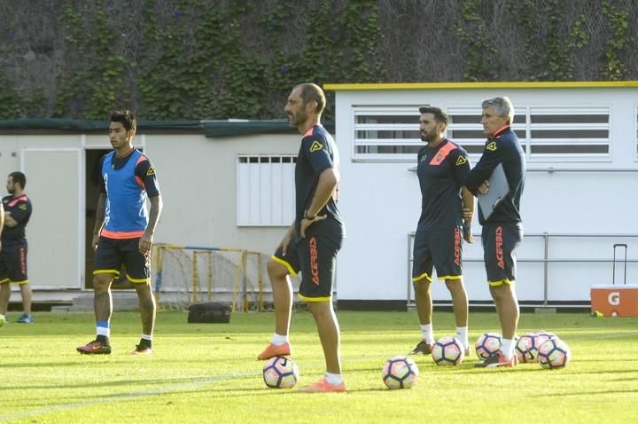 ENTRENAMIENTO DE LA UD LAS PALMAS