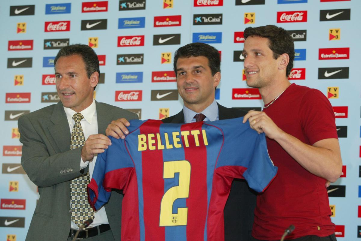 Juliano Belletti, cuando fichó por el Barça junto a Txiki Begiristain y Joan Laporta