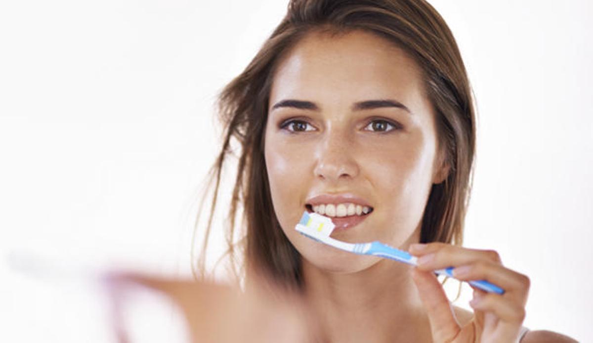 La higiene bucodental debe aprenderse desde niños.