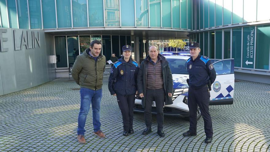 La Xunta entrega un nuevo híbrido de tracción total a la Policía Local de Lalín