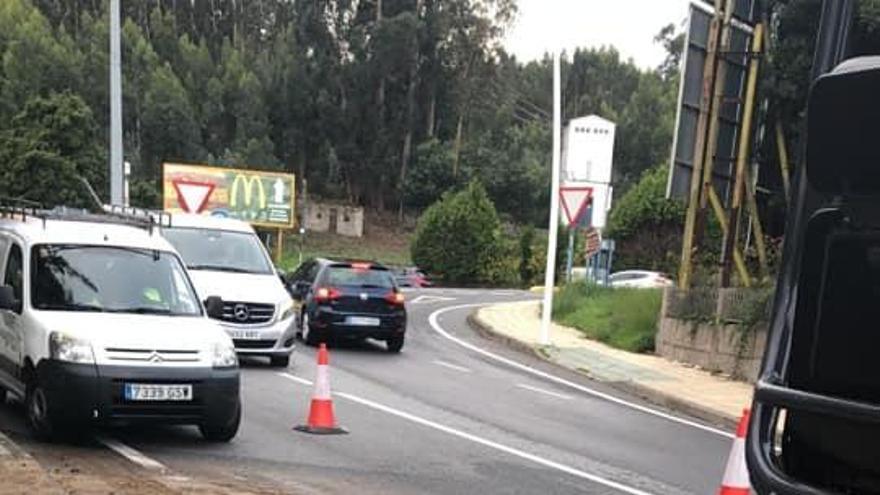 Cientos de arousanos quedan sin agua por sendas averías en O Grove y Cambados