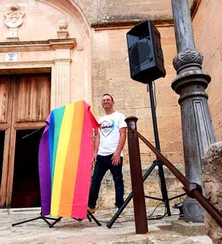 Miquel Gili, el comerciante de Pere Garau que sufrió una agresión homófoba en Mallorca: “¡Ya basta!”