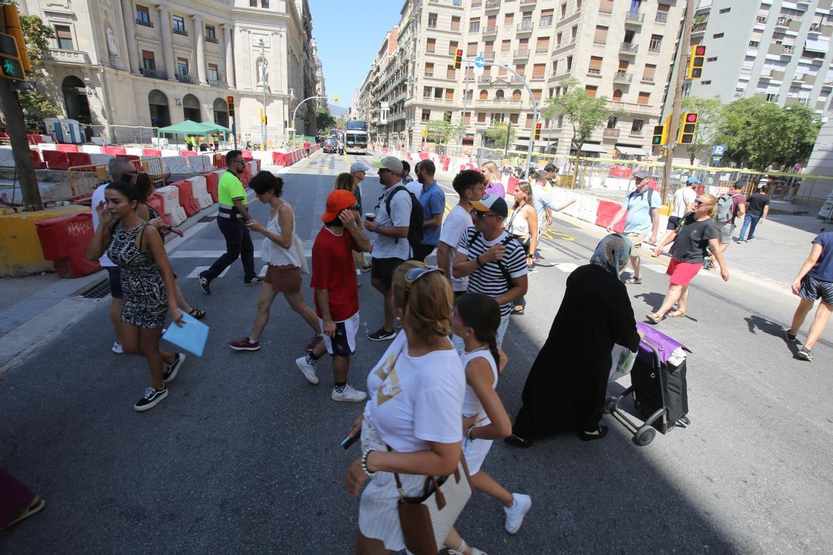 Noves botigues però un 25% menys de facturació a la Via Laietana per l’allau d’obres aquest agost