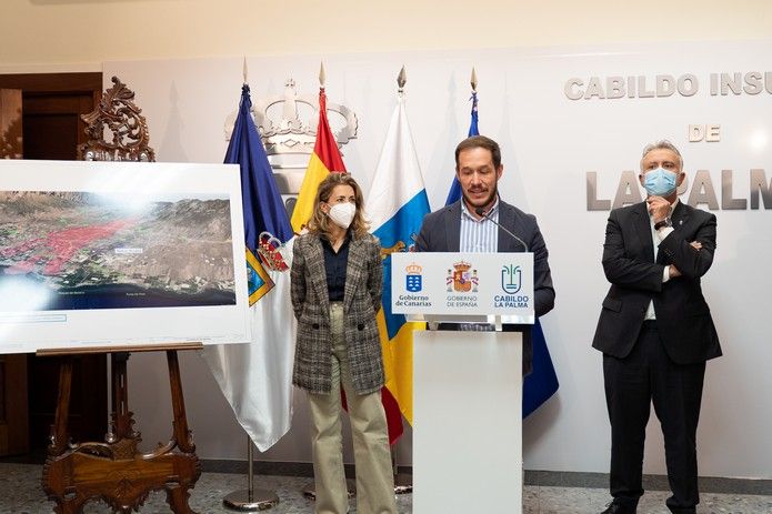 Reunión en La Palma de Torres con la ministra de Transporte y con el titular del Cabildo