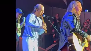 Espectacular vídeo de Maná en Santiago con Carlos Núñez como invitado