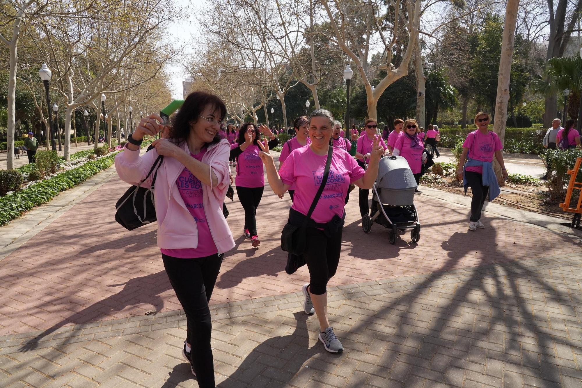 Todas las imágenes de la XVIII 'Cursa de les Dones' de Castelló