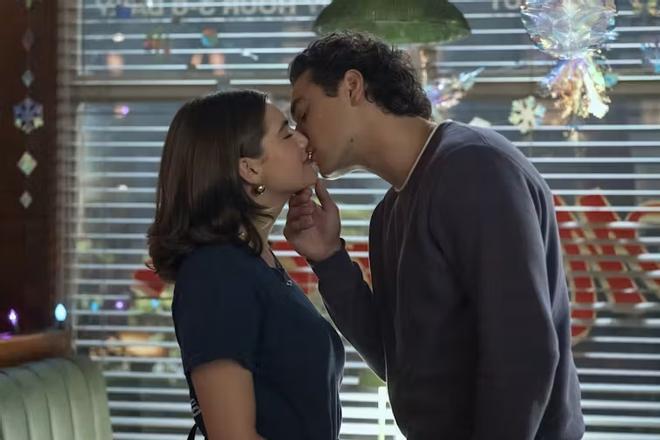 ¿Cómo se enamora la generación Z? Lo que 'Off Campus' revela sobre la educación sentimental contemporánea