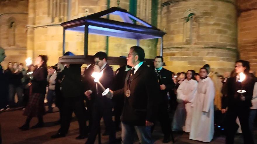 La nueva Procesión del Santo Sepulcro de Benavente en Santa María