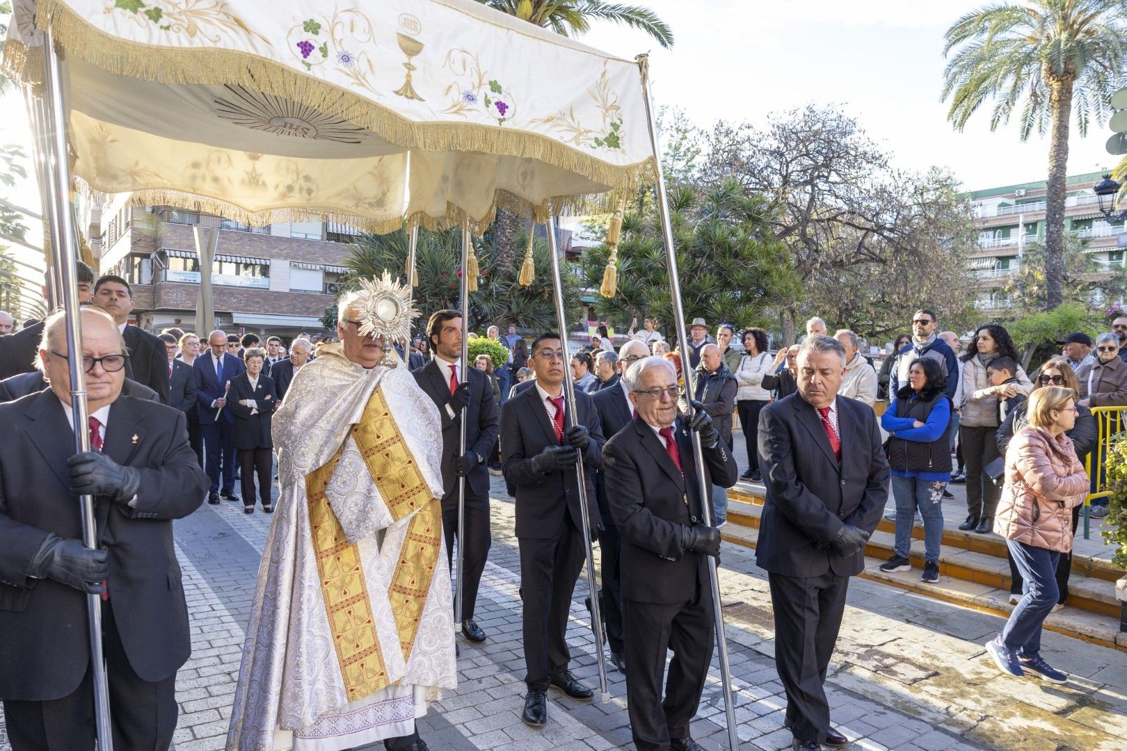 Las imágenes de la procesión del Encuentro del Domingo de Resurrección en Torrevieja