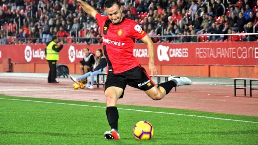 Joan Sastre, durante el partido ante el Córdoba.