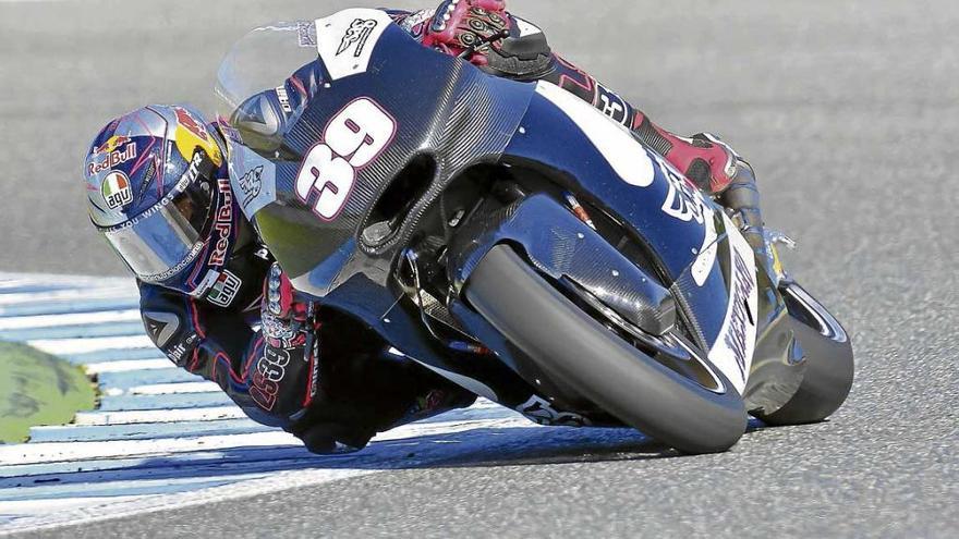 Luis Salom, en una de las curvas del circuito de Jerez.