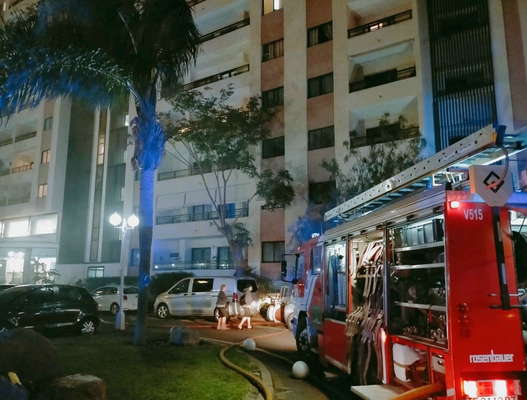 Incendio de apartamentos en Adeje