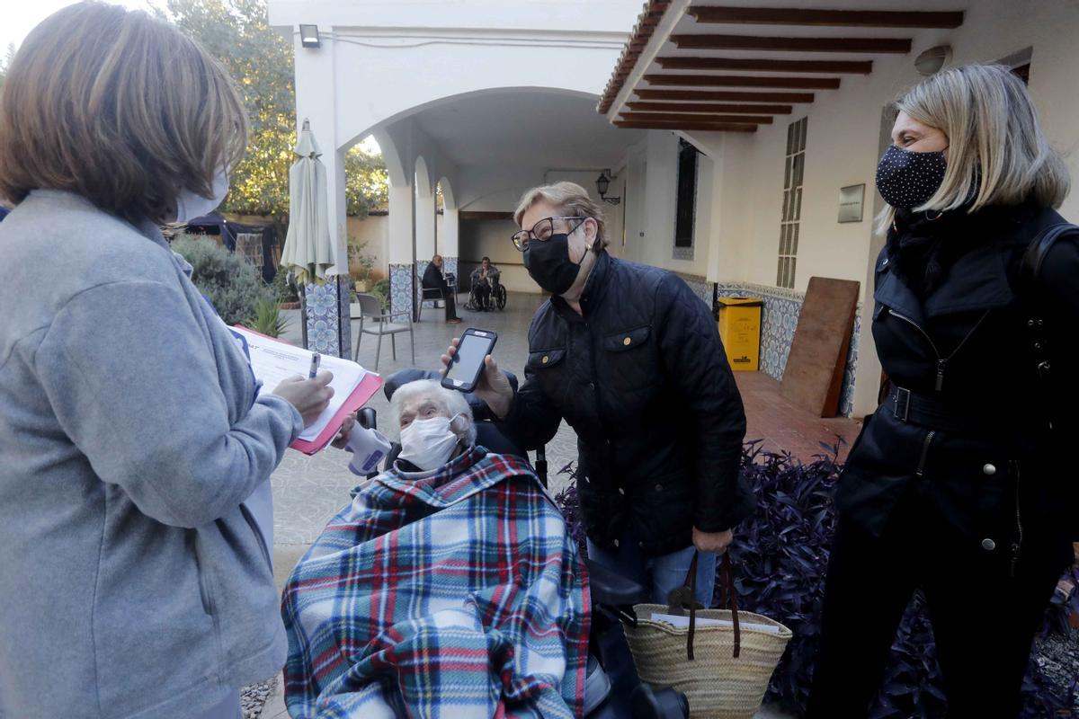 El pasaporte covid también se mantiene en las residencias de mayores