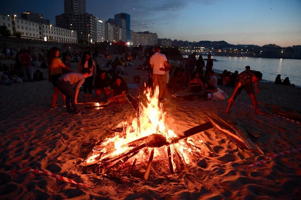 San Juan A Coruña 2019 | Las hogueras queman los malos augurios en la noche más corta del año