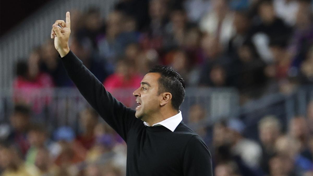 Xavi se dirigió a la afición del Barça