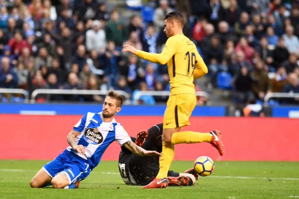 El Dépor cae en el descuento ante el Atlético