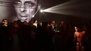 El «Hamlet» brutal e inmersivo de La Fura