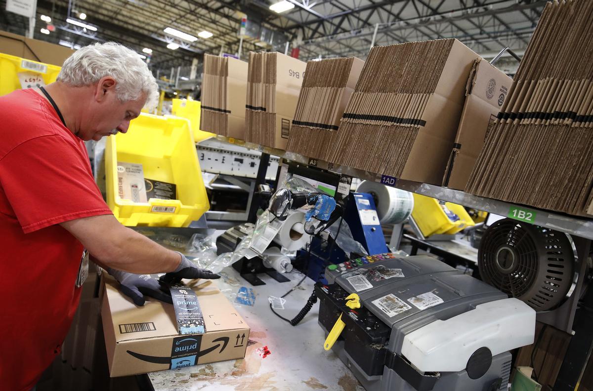 Trabajador de Amazon.