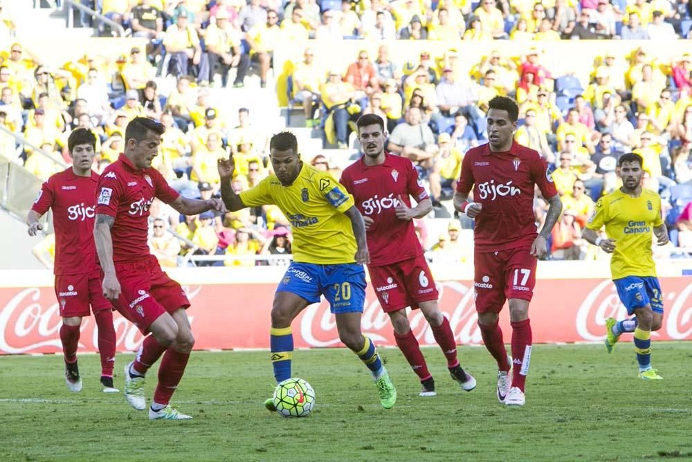 UD Las Palmas 1 - 1 Sporting de Gijón