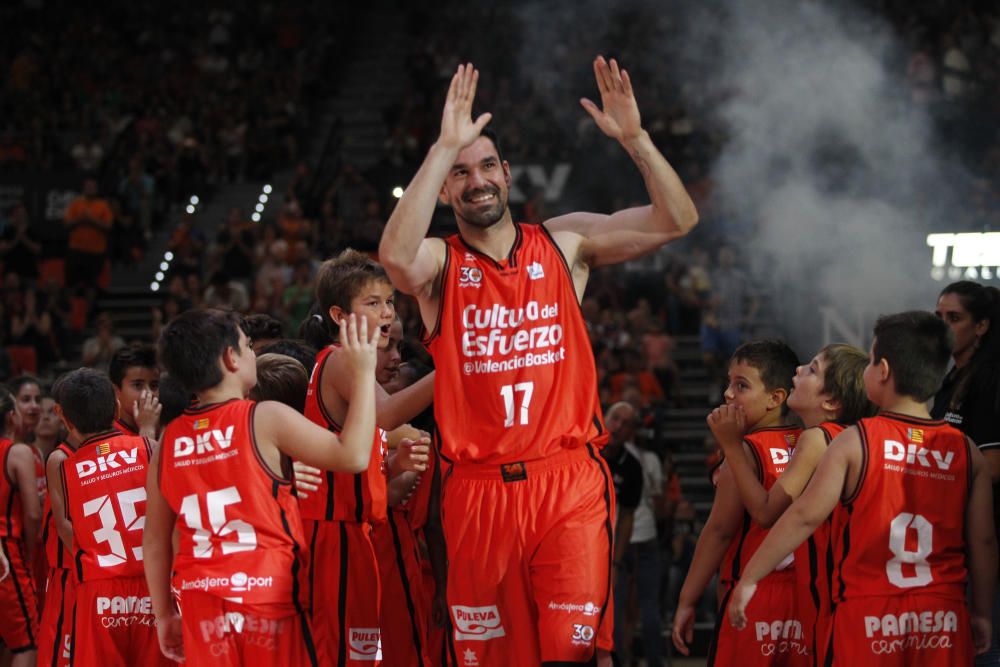 Todas las imágenes de la emotiva presentación del Valencia Basket 2016/17