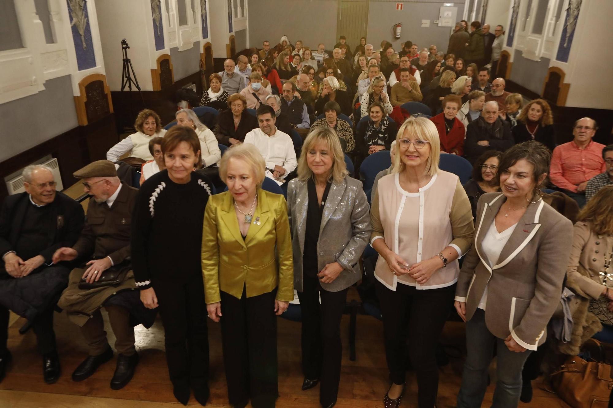 La Asociación Belenista de Gijón clausura la Navidad con premios (en imágenes)