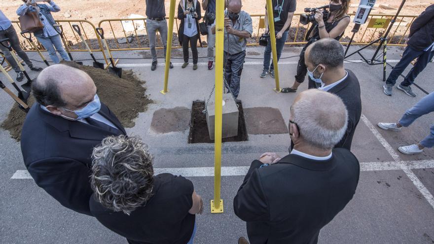 La FUB posa la primera pedra del seu cinquè edifici