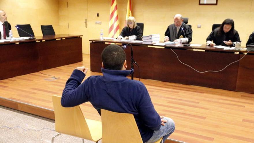 El Suprem confirma 14 anys de presó per a l&#039;home que va violar la fillastra a Girona