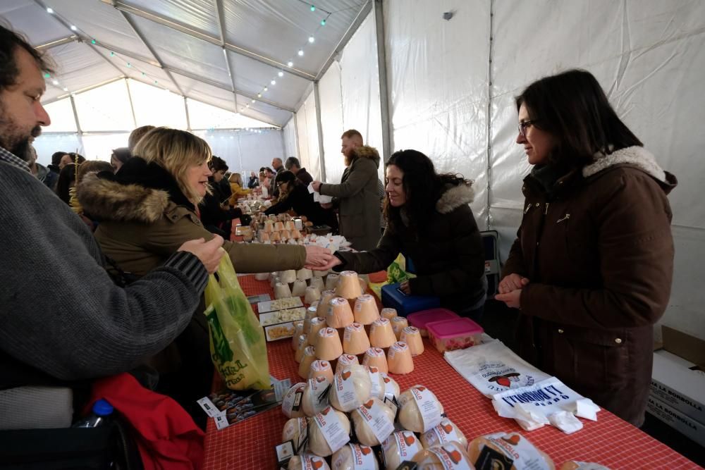 Certamen de queso afuega'l pitu en Morcín