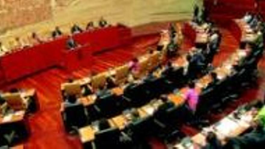 Los diputados se comportaron de forma correcta y educada