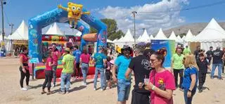 El buen tiempo y la tradición se dan la mano en la Acampada de Penyes de Benidorm