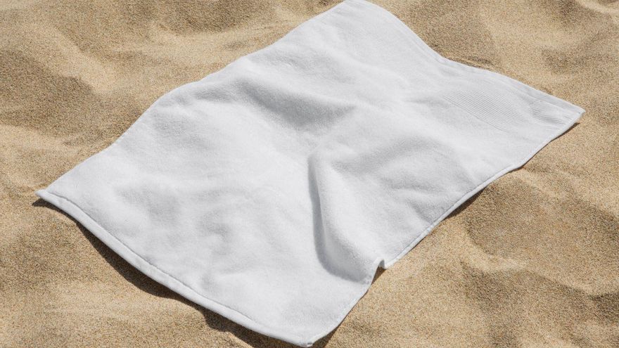 ¿Sabias que puedes convertir una toalla en un bolso?: &quot;Más fácil de lo que crees&quot;
