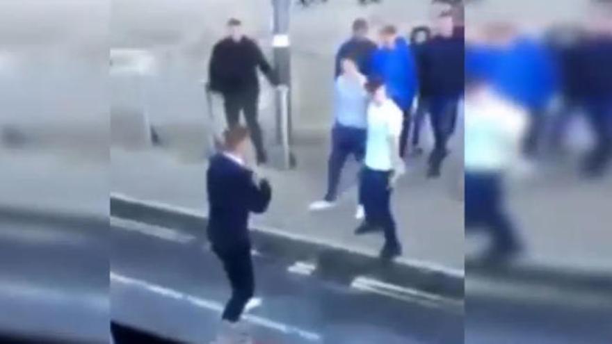 Brutal apuñalamiento en una pelea entre 'hooligans' del West Ham y Middlesbrough