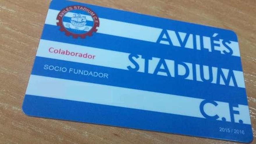 Carné de socio del Stadium de la pasada temporada.