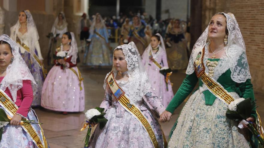 Ofrenda. 17 de marzo. Calle de la Paz (21-22 horas)