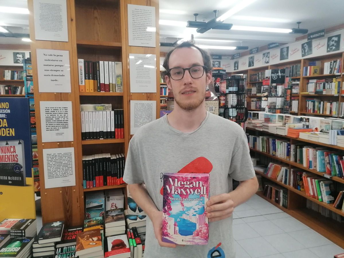 Pablo Sanz en la librería Hipérbole