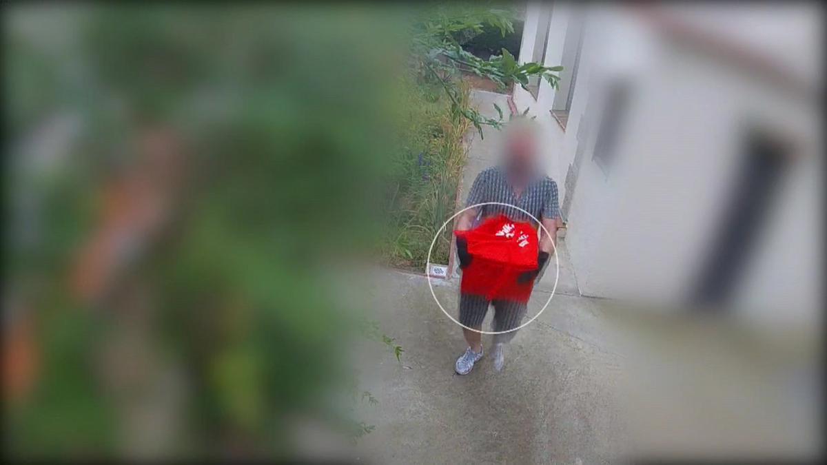 Detinguts dos homes per quatre robatoris en vivendes de Barcelona