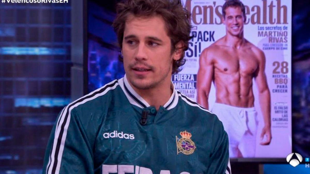 Martiño Rivas para al entrevistador y se pone serio: "¿Dónde vas, tío?’. Te das cuenta de lo absurdo"