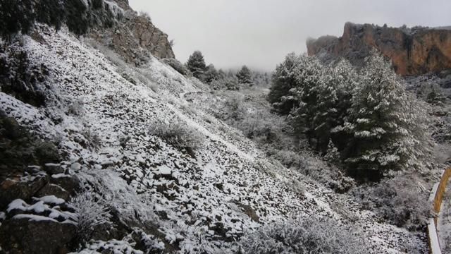 La nieve cubre la Font del Partagás, en la Sierra de Aitana