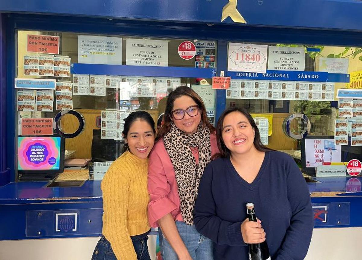 Trabajadores de la administración de Lotería de la calle Alcalá 18.
