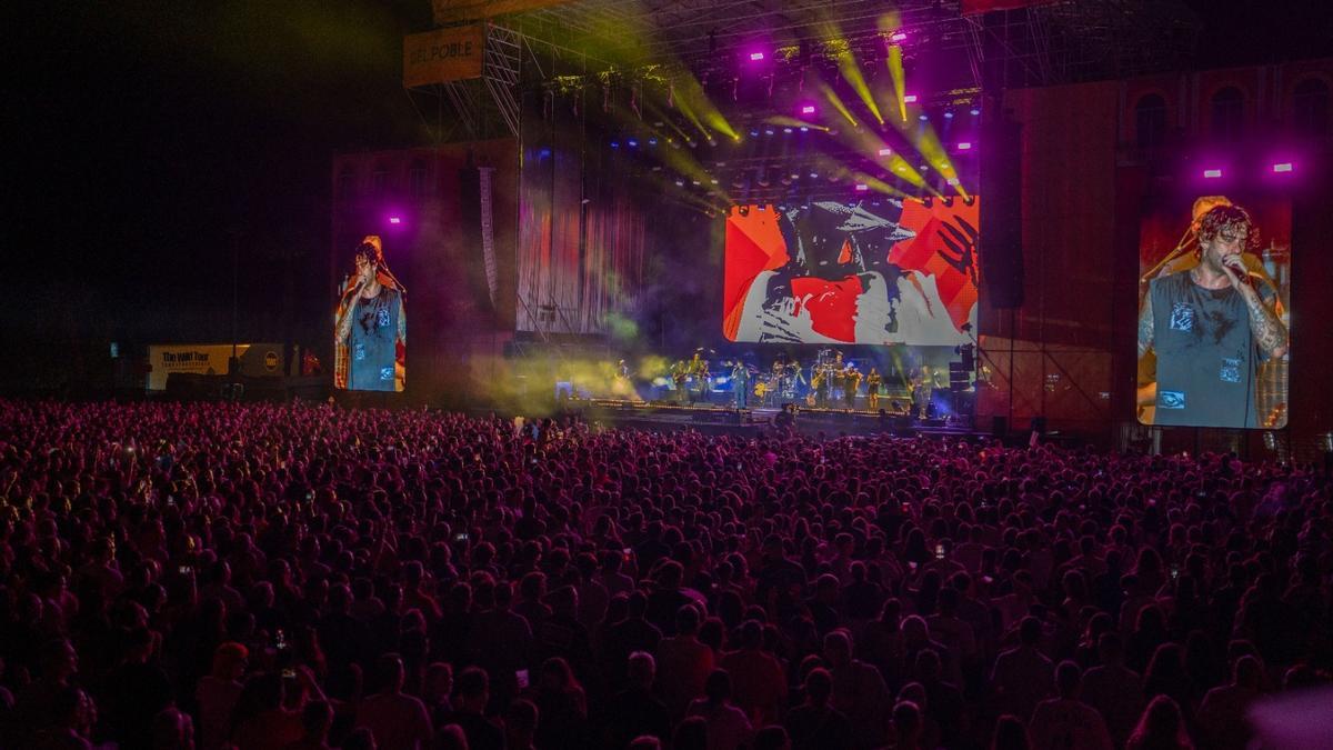 El concierto de Melendi en la primera edición del festival Del Poble Fest, celebrado en Tavernes.