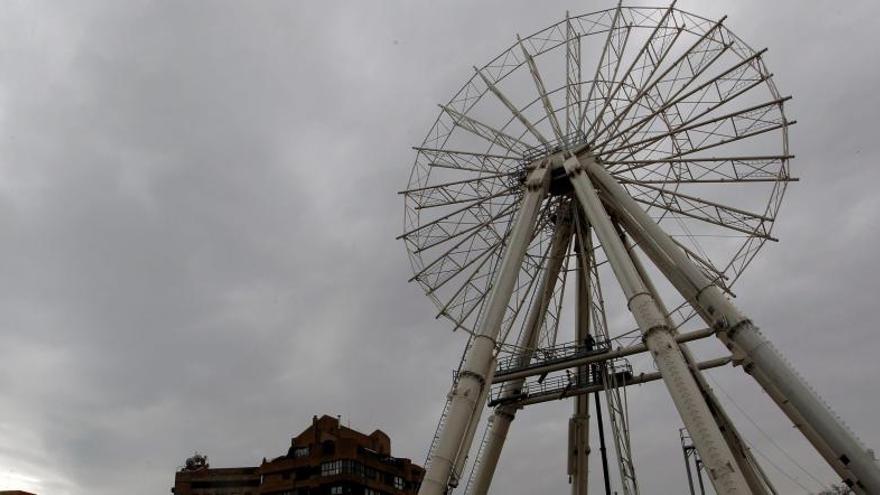 La noria portátil más alta de Europa ya está instalada en Valencia