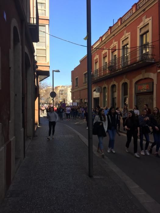 Manifestació estudiantil a Girona de la vaga del vuit de març