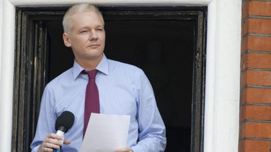 Assange: "Pido a Barack Obama que renuncie a la caza de brujas contra Wikileaks"