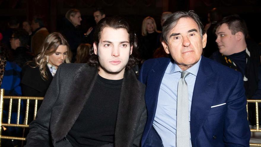 Harry Brant, junto a su padre, Peter.