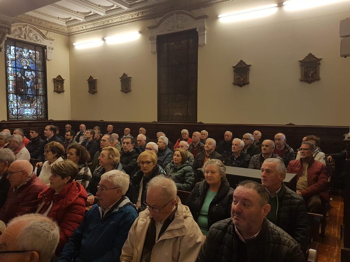El colegio La Inmaculada, de los hermanos La Salle de Santiago, celebra su centenario El colegio La Inmaculada, de los hermanos La Salle de Santiago, celebra su centenario