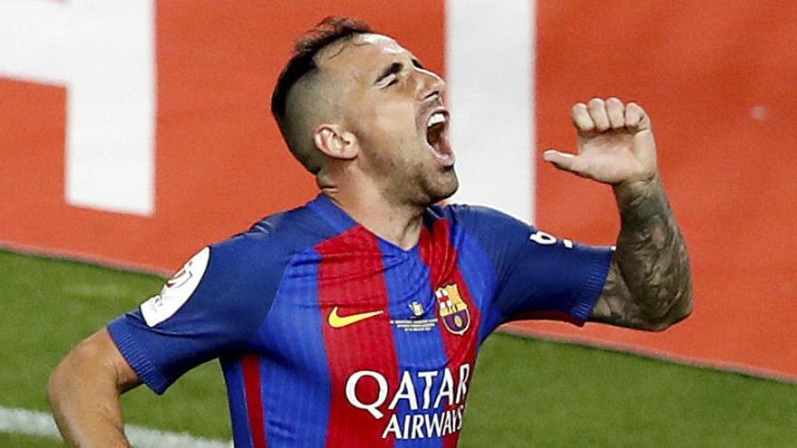 Alcácer celebra su gol en la final de Copa en mayo.