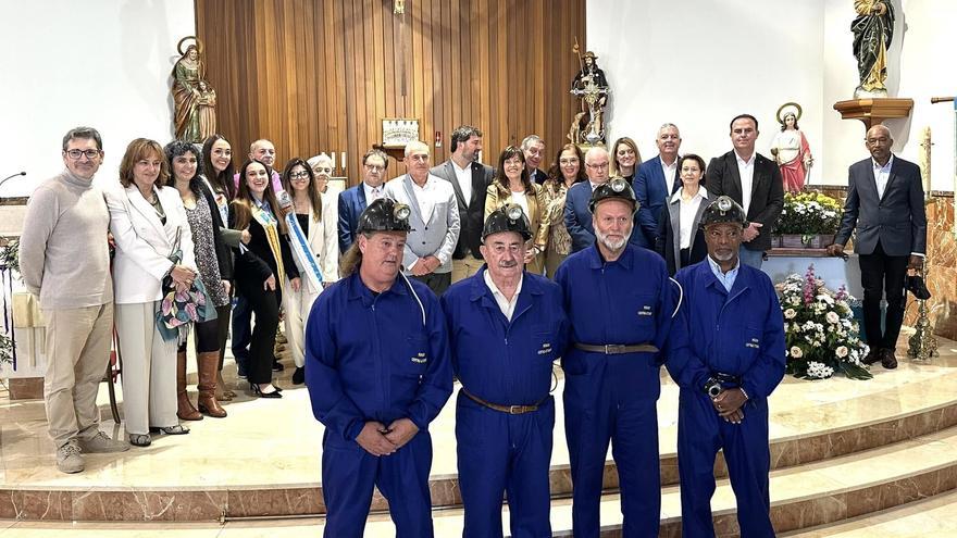 Santa Bárbara también truena para los mineros asturianos que están fuera: las fiestas del Centro de Torrevieja